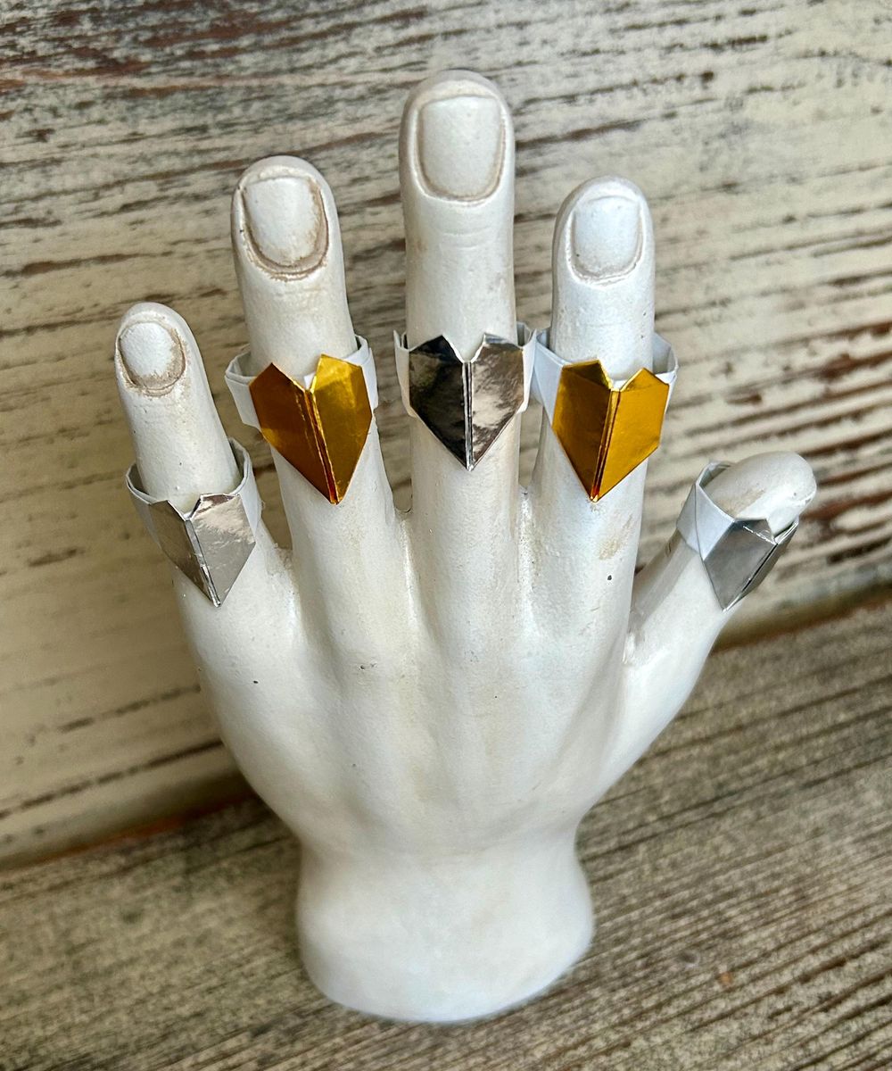 Paper Rings Set of 10 metallic trading engagement party favo...